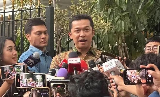 印尼羽毛球队轻取中国羽毛球队，陶菲克完成帽子戏法的简单介绍