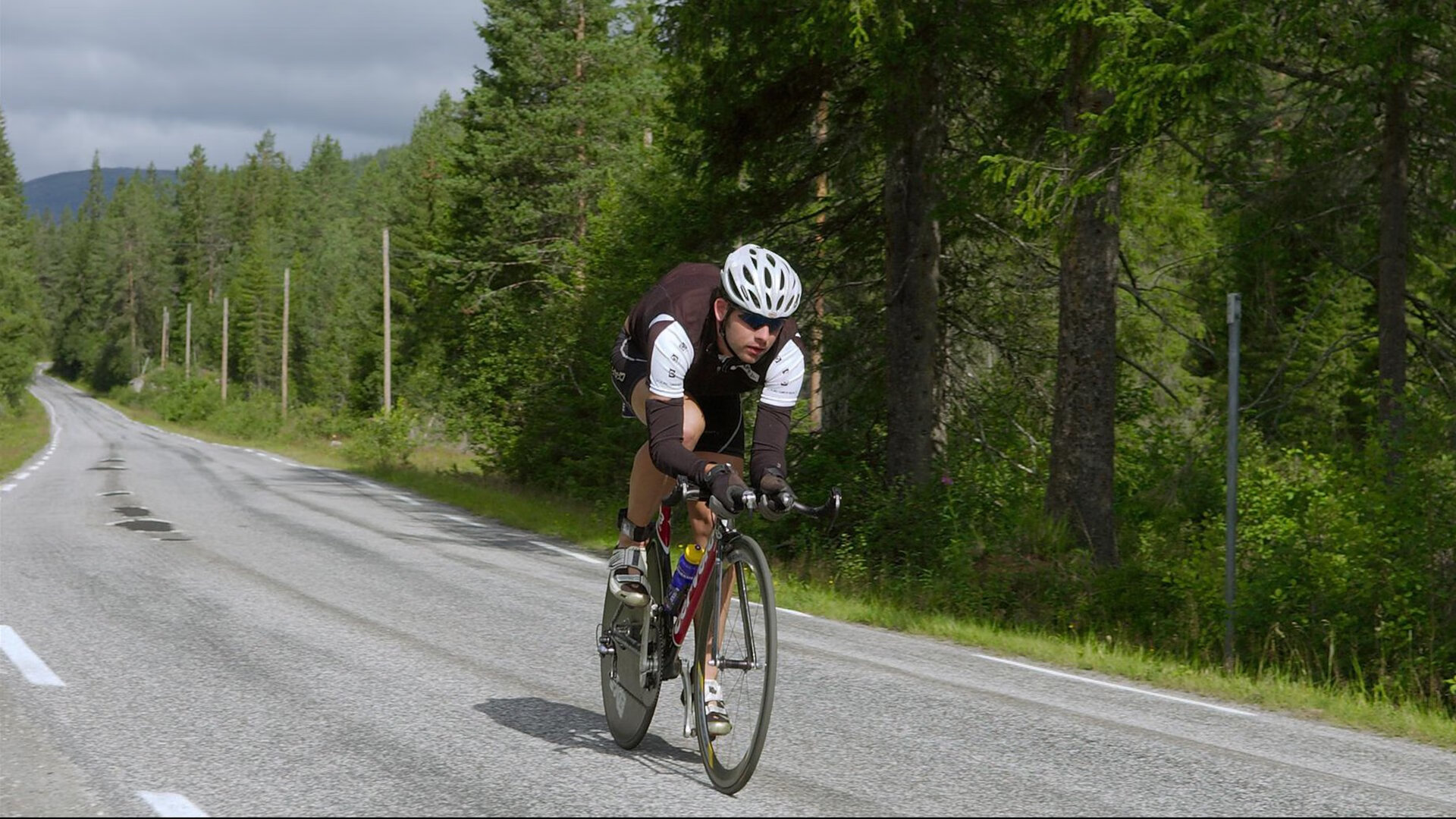 骑士翻盘上海队，乔治成为关键先生